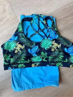 CVG Tropical Frog Print Strappy Sports Bra - Blue/Green and blue shorts
